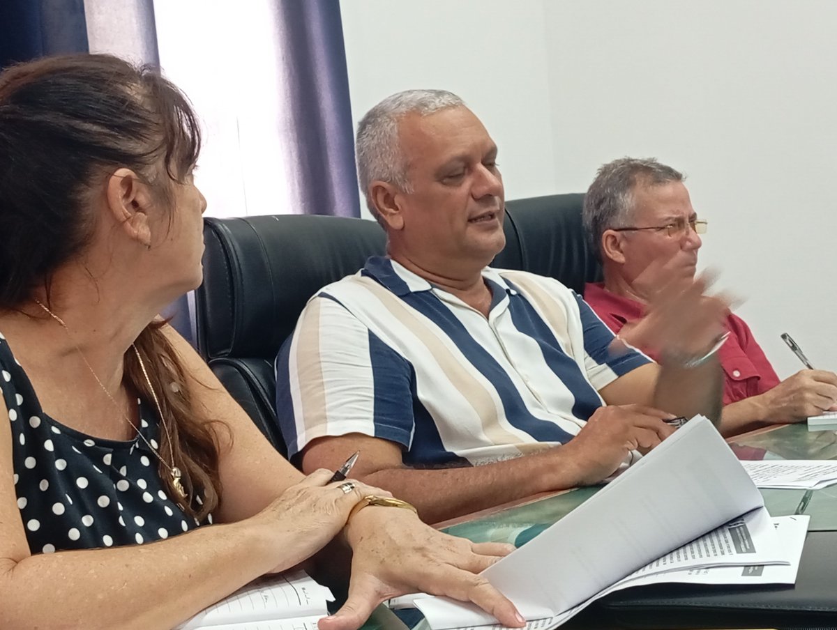 AmbarZamora1104's tweet photo. Con la presencia de CCPCC es chequeado el avance de la implementación de las 176 TES en el @OSDEGIAT asegurando desarrollo y sostenibilidad de nuestras empresas. #PorCubaJuntosCreamos @Colina_CTCuba @Cuba_CTC @borisep646 @SNTC_Cuba https://t.co/5nJJTYb8jt