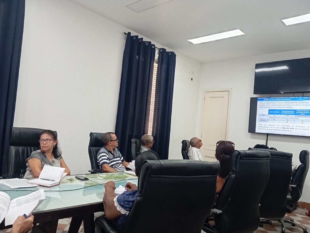 AmbarZamora1104's tweet photo. Con la presencia de CCPCC es chequeado el avance de la implementación de las 176 TES en el @OSDEGIAT asegurando desarrollo y sostenibilidad de nuestras empresas. #PorCubaJuntosCreamos @Colina_CTCuba @Cuba_CTC @borisep646 @SNTC_Cuba https://t.co/5nJJTYb8jt