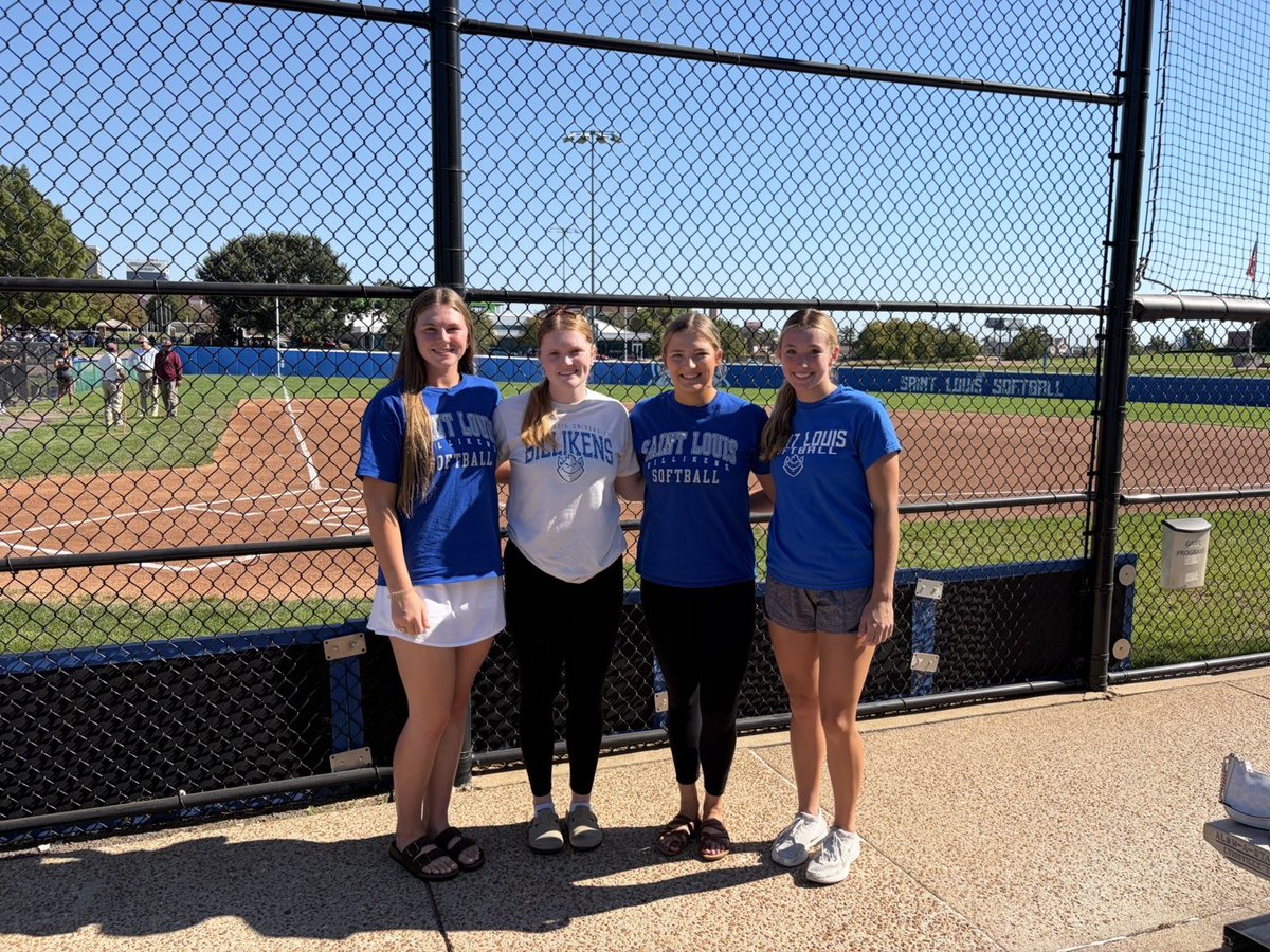 taylordesmith08's tweet photo. I had a wonderful time at my official visit this past weekend!! It’s so so great to meet all of my future teammates!! I can’t wait to get back on the field this weekend!! Go Bills! @SLUSoftball @CoachConnoyer @UnityPirillo @kenzi_bennett https://t.co/iMKz466Ddy