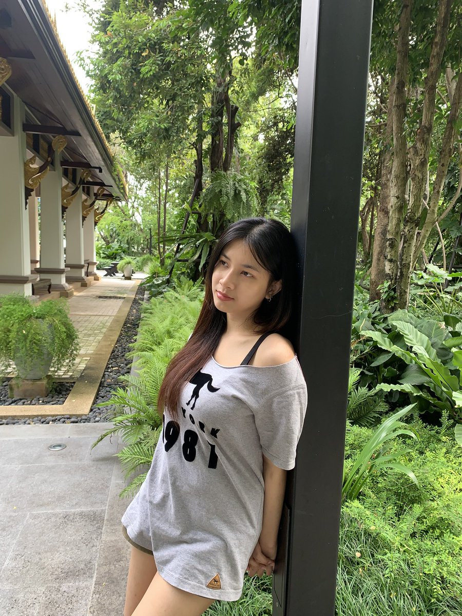 Uoni73's tweet photo. เพื่อนถ่ายให้ง่ะ https://t.co/VDggB4AR4y
