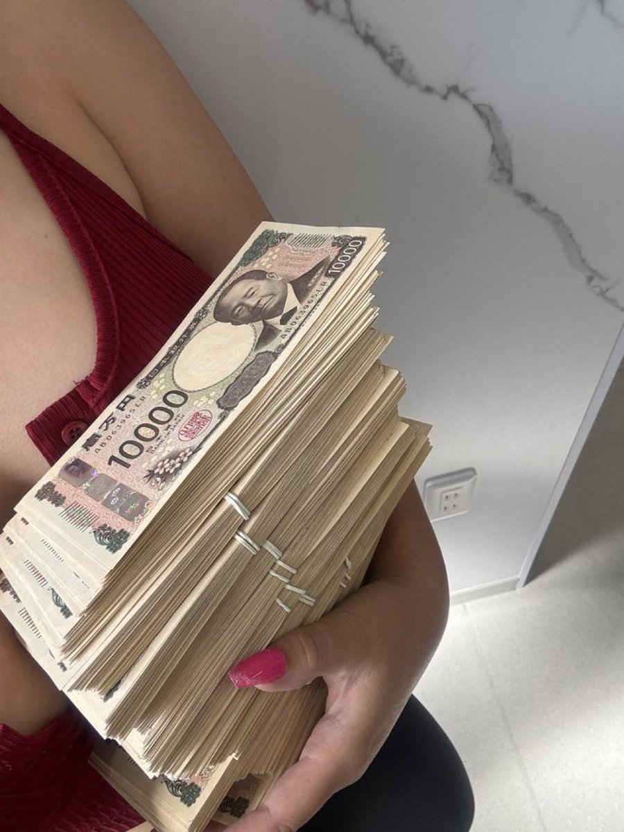 kate657682's tweet photo. もし今日、100万円もらえたら何に使う？🤔💴

① 借金を返す
② 投資する
③ 人生をもっと良くするために使う https://t.co/4vv6mKI7ee