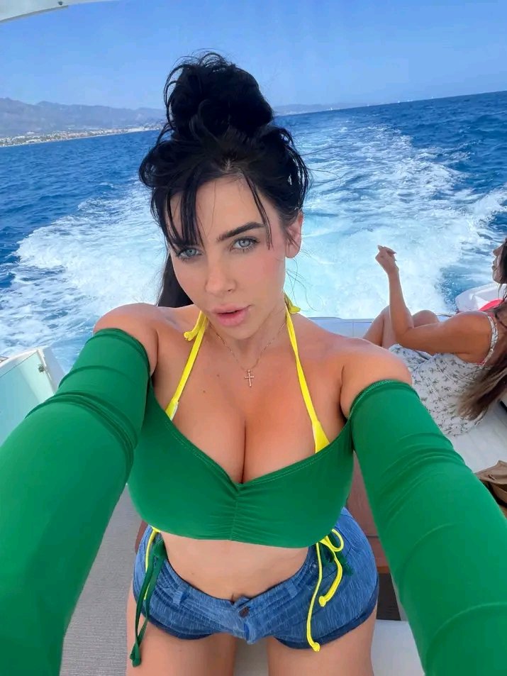 Jessicascott_57's tweet photo. How do I look🥰😍😘 https://t.co/M23VC9sSlX