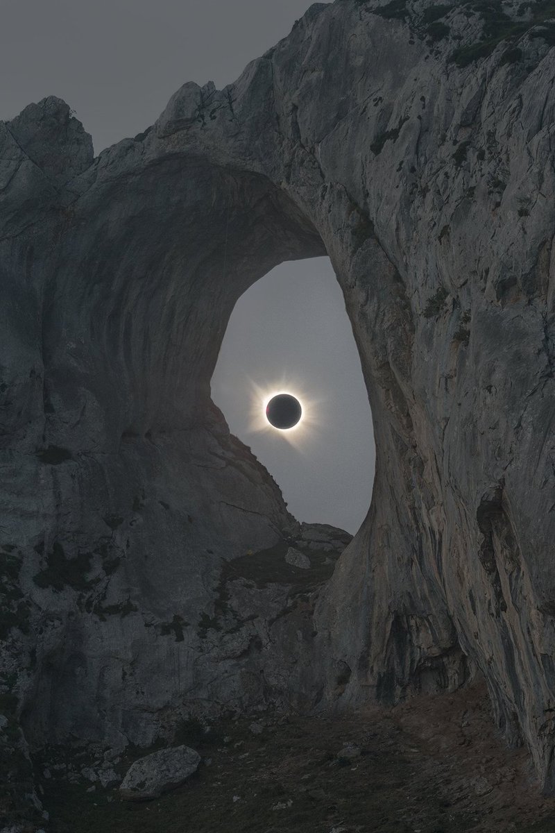 CartaAstral_X's tweet photo. Si estás viendo esto:
el portal para un cambio en tu vida acaba de abrirse 
🌑 🌕 https://t.co/gxFgxxyWw4