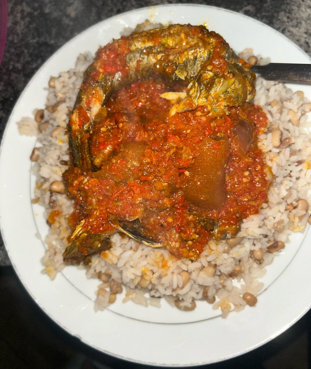 iam_Puffbaby's tweet photo. My leftover morning food for dinner 🥘.  

Bachelor dinner 🍲 served. https://t.co/g1nfJPvNeo