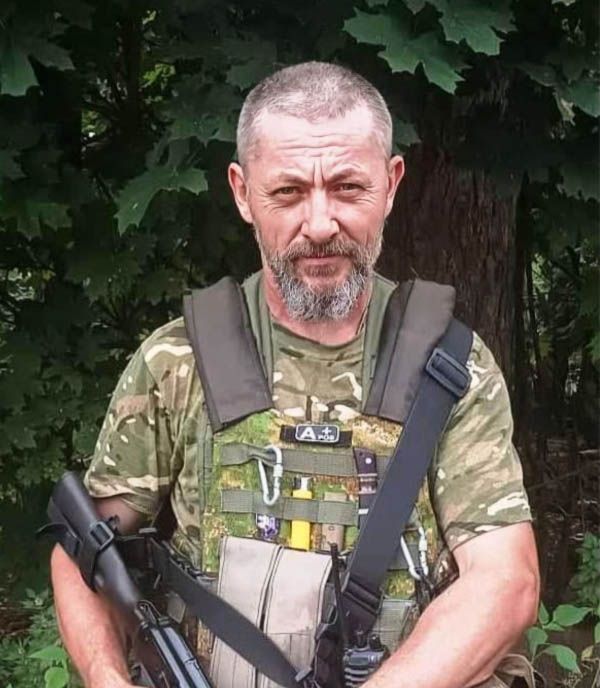 falledlenin's tweet photo. 12.10.2023 в районі міста Авдіївка Покровського району Донецької області з 110 ОМБр загинули 1) ст.солдат Володимир Умніченко, гранатометного відділення, 2) ст. солдат Олександр Цапенко 'Домовий'. https://t.co/0fw7qJYoIi