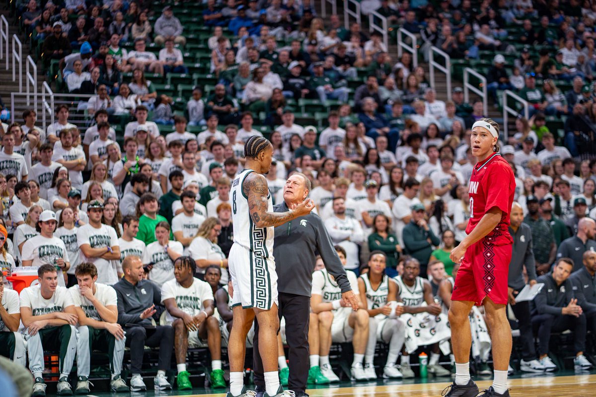 JonahWilson__'s tweet photo. Pre-season efficiency rankings were released today. Michigan State is ranked as followed: 

KenPom: 7th (offense 20/defense 5)
Torvik: 10th (offense 15/defense 9)
Evan Miya: 9th (offense 16/defense 6) 

What are your thoughts, agree disagree? 

📸: @sydneypadgetti https://t.co/TkZwaokr8H
