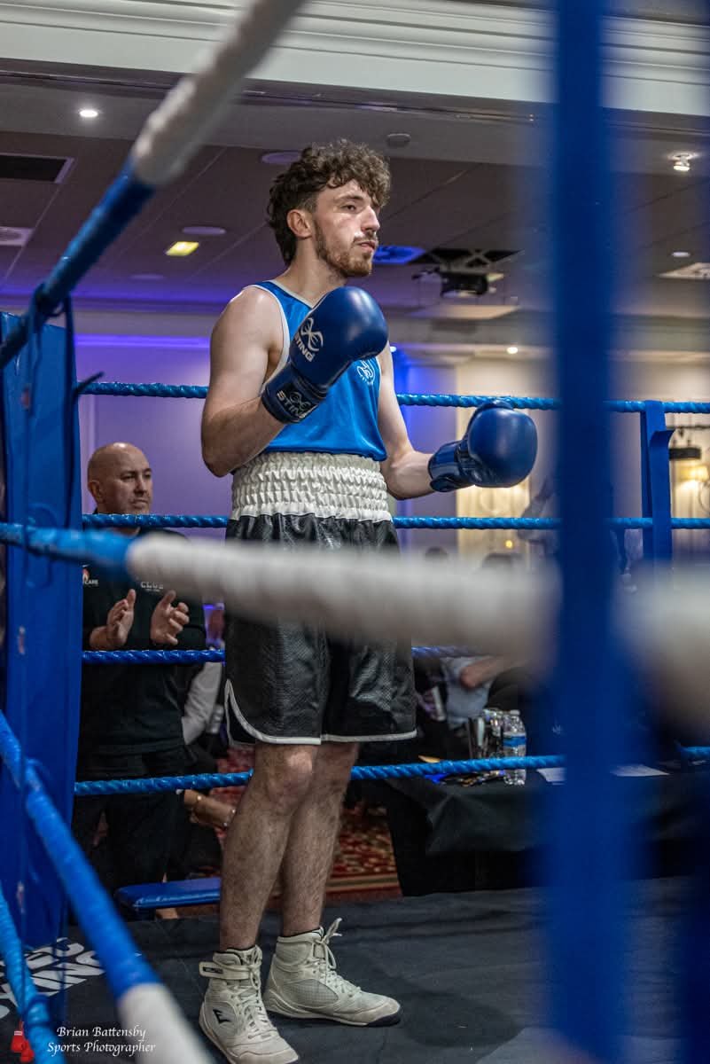 benmiddlet47343's tweet photo. Good start to a new season ๐ฅ
Sponsored by Prince Clothing ๐คด๐
๐ฅ #Boxing #BoxingLife #Boxer #BoxingTraining #BoxingMotivation #BoxingCommunity #FightCamp #FightNight #BoxingNews #AmateurBoxing #BoxingSkills #BoxingWorkout #BoxingGym #BoxingFans #RoadToTheTop #FutureChampion https://t.co/vIRZdDAVYe