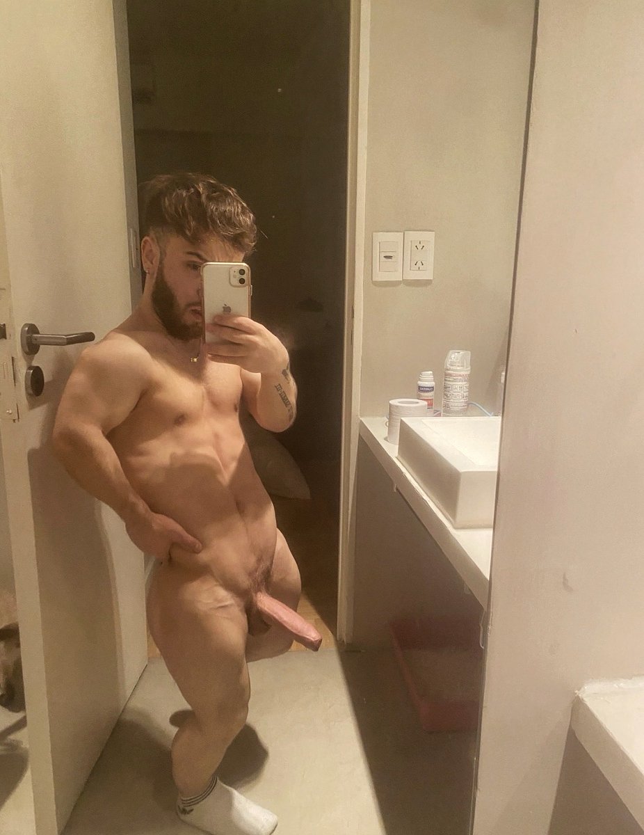 xlittlehotx's tweet photo. I have 1k videos of me published for FREE on my page😉 guarenteed 

https://t.co/bDFTOHvI2p https://t.co/SQFODt1aTD