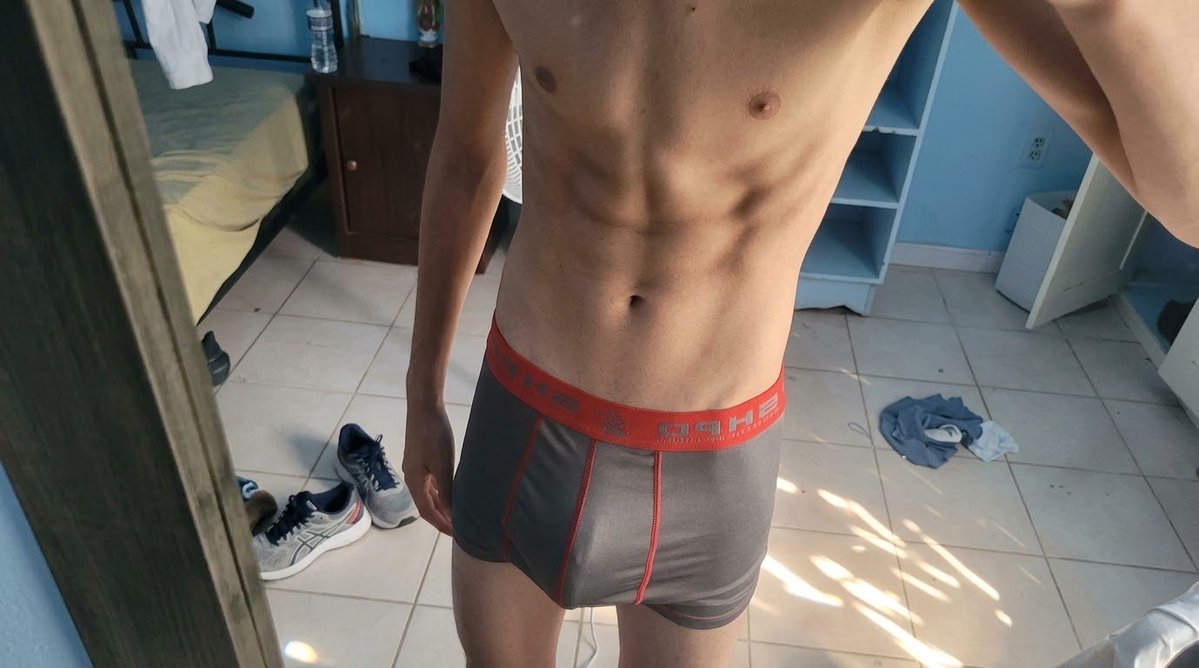 forajidobyron's tweet photo. La quieres sin el boxer? 💸🔥 https://t.co/jl7yxgrIJt