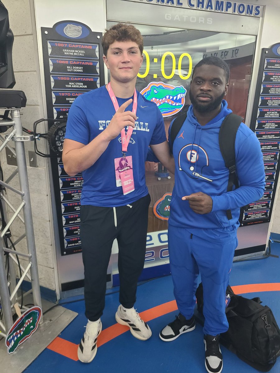 Jacksonangel33's tweet photo. Thanks @GatorsFB for having me out this past weekend. Look forward to getting back on campus soon #GoGators https://t.co/GfoiuRsGV1