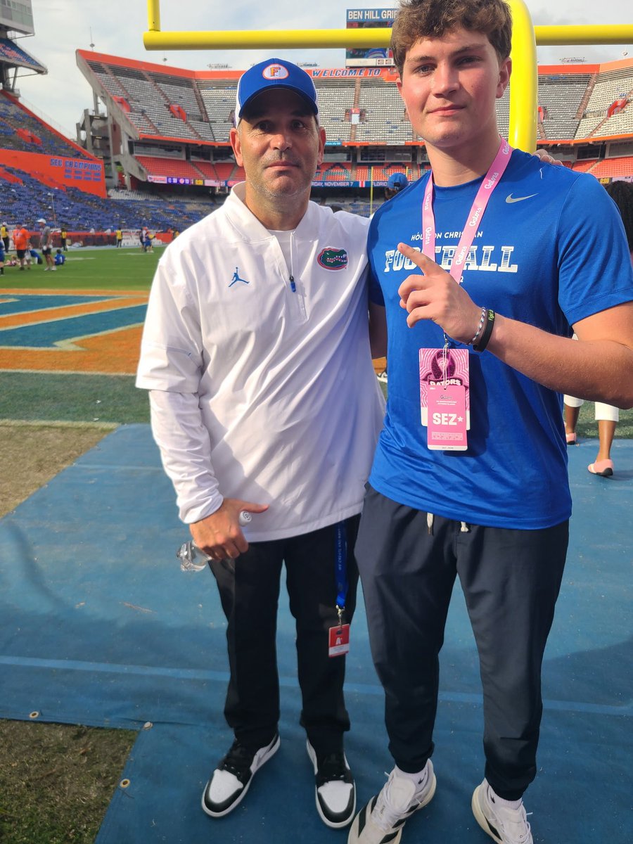 Jacksonangel33's tweet photo. Thanks @GatorsFB for having me out this past weekend. Look forward to getting back on campus soon #GoGators https://t.co/GfoiuRsGV1