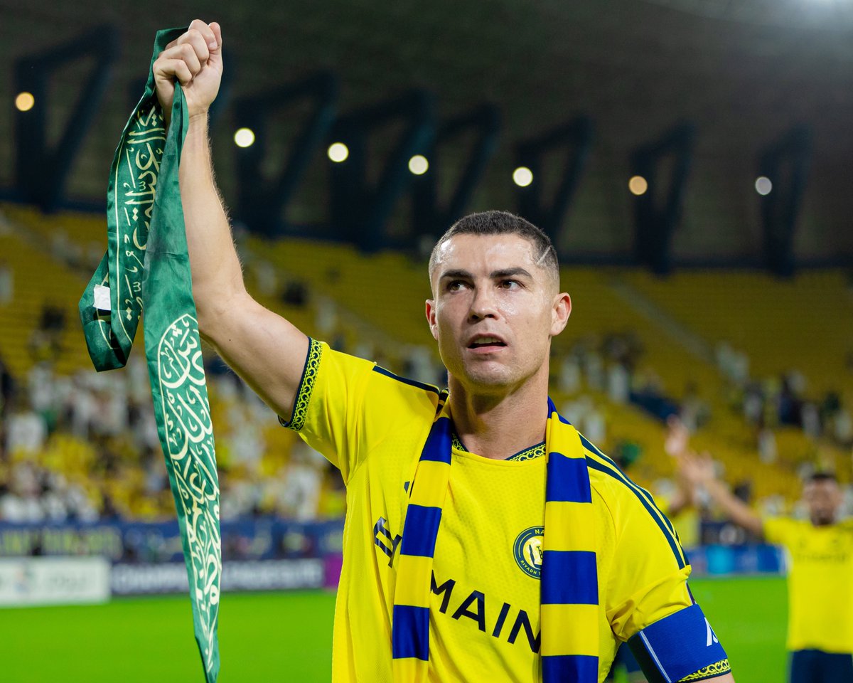 motim_osm's tweet photo. @Cristiano 🇸🇦🤍
#النصر_نيفيتشي https://t.co/EiKdeea5YU