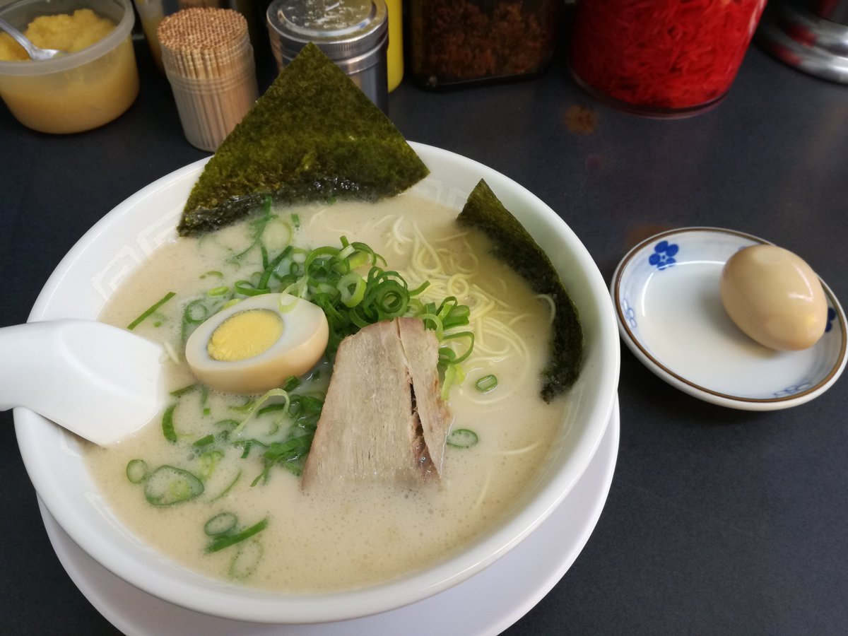 srkkramen's tweet photo. 博多天神！v(・∀・*)🍜🍥シンプルなのでいーんだよ系 https://t.co/pMCATMtLO1
