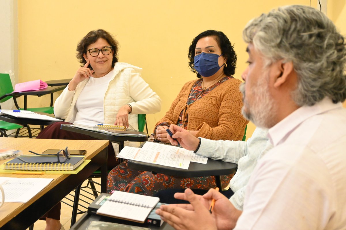 normal_ensv's tweet photo. Como parte de los Foros Estatales y Comunitarios sobre el uso de la inteligencia artificial y las tecnologías educativas en las Escuelas Normales, en la ENSV se llevaron a cabo mesas de diálogo sobre tecnología, bienestar digital y formación docente. https://t.co/QFD8pHdv2M