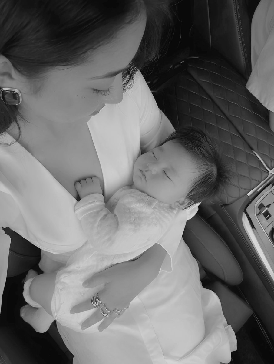 selenevoires's tweet photo. Happy     ™ , ▸    C͟hildren’ s      
﹙“   𝔻ay  ㏘    TO  Ba/b(y) 𐄬  
ᥪ 오스만 . . 0,1ª ꜀    ∎ 🧸 𝄄 My '    ♡̶    B(o)o  ₋ https://t.co/ntH2R33iZT