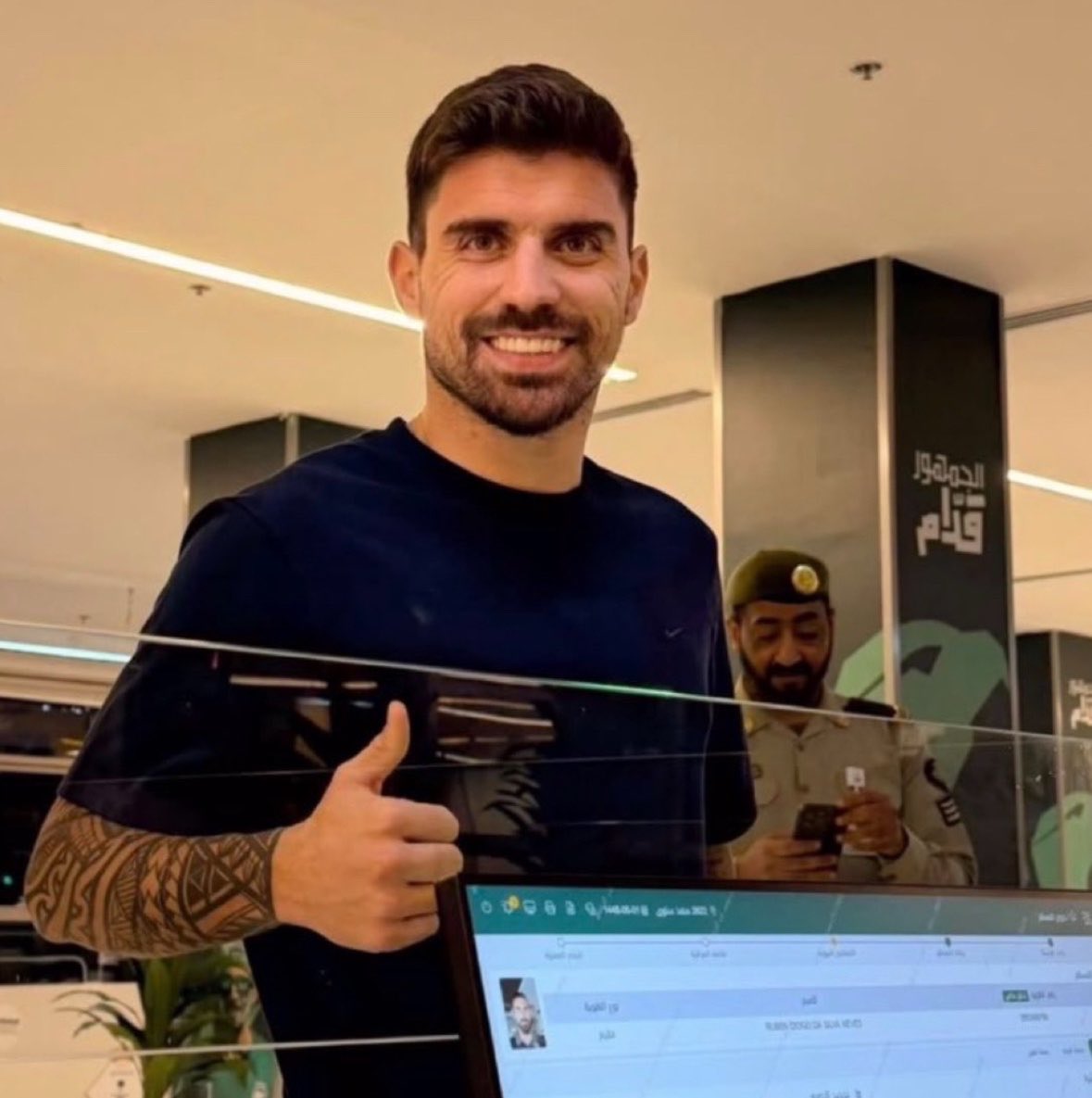 Nevezah's tweet photo. محبوبببببببببببببببببببب الجميييععععع💙💙💙💙💙💙💙💙💙💙💙💙💙 https://t.co/B63eLFDuBc