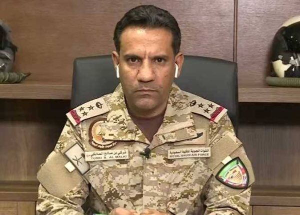 Ali_Albukhaiti's tweet photo. أنتظر -وكلي ثقة- صدور الخبر التالي يومًا ما، إن شاء الله، من اللواء الركن تركي المالكي:

بيان صادر عن قيادة القوات المشتركة للتحالف

بفضل الله تعالى، وبتوجيهات سيدي خادم الحرمين الشريفين الملك سلمان، وسمو سيدي ولي العهد الأمير محمد بن سلمان، وتحت قيادة سمو الأمير خالد بن سلمان، وزير الدفاع، تمكنت القوات المسلحة السعودية، بمشاركة القوات اليمنية، من تحرير محافظة صعدة بالكامل من سيطرة جماعة الحوثي.

وستُنشر لكم بعد قليل لقطات لجنودنا البواسل، برفقة الجنود اليمنيين الأبطال، من جرف سلمان في مديرية مران.

كما جرى إلقاء القبض على الإرهابي عبدالملك بدر الدين الحوثي، ونقله إلى العاصمة السعودية الرياض، تمهيدًا لمحاكمته أمام القضاء العسكري، على خلفية تهم تتعلق بالإرهاب واستهداف المدنيين، ومن بينهم ضحايا قصفه لمطار الملك خالد الدولي.

وبهذا الإنجاز، نعلن انتهاء عملياتنا في اليمن الشقيق، بعد استعادة صنعاء وصعدة وكل شبر في اليمن، وتأمين سواحل البحر الأحمر وبحر العرب ومضيق باب المندب.

وسيتم تسليم مواقع قواتنا بالتدريج إلى القوات اليمنية، وفق الترتيبات المعتمدة.

والله ولي التوفيق.
