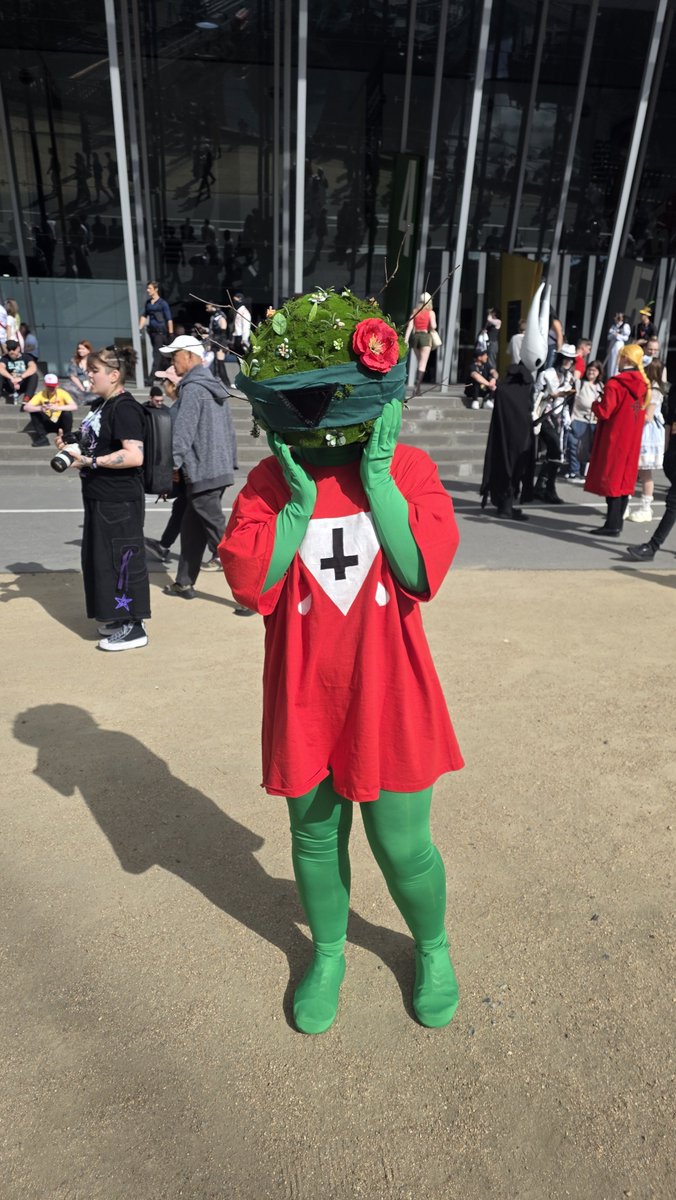 cultofthelamb's tweet photo. just a few of the amazing COTL cosplays from PAX Aus 🙂‍↕️ https://t.co/TZWP6h9NF9