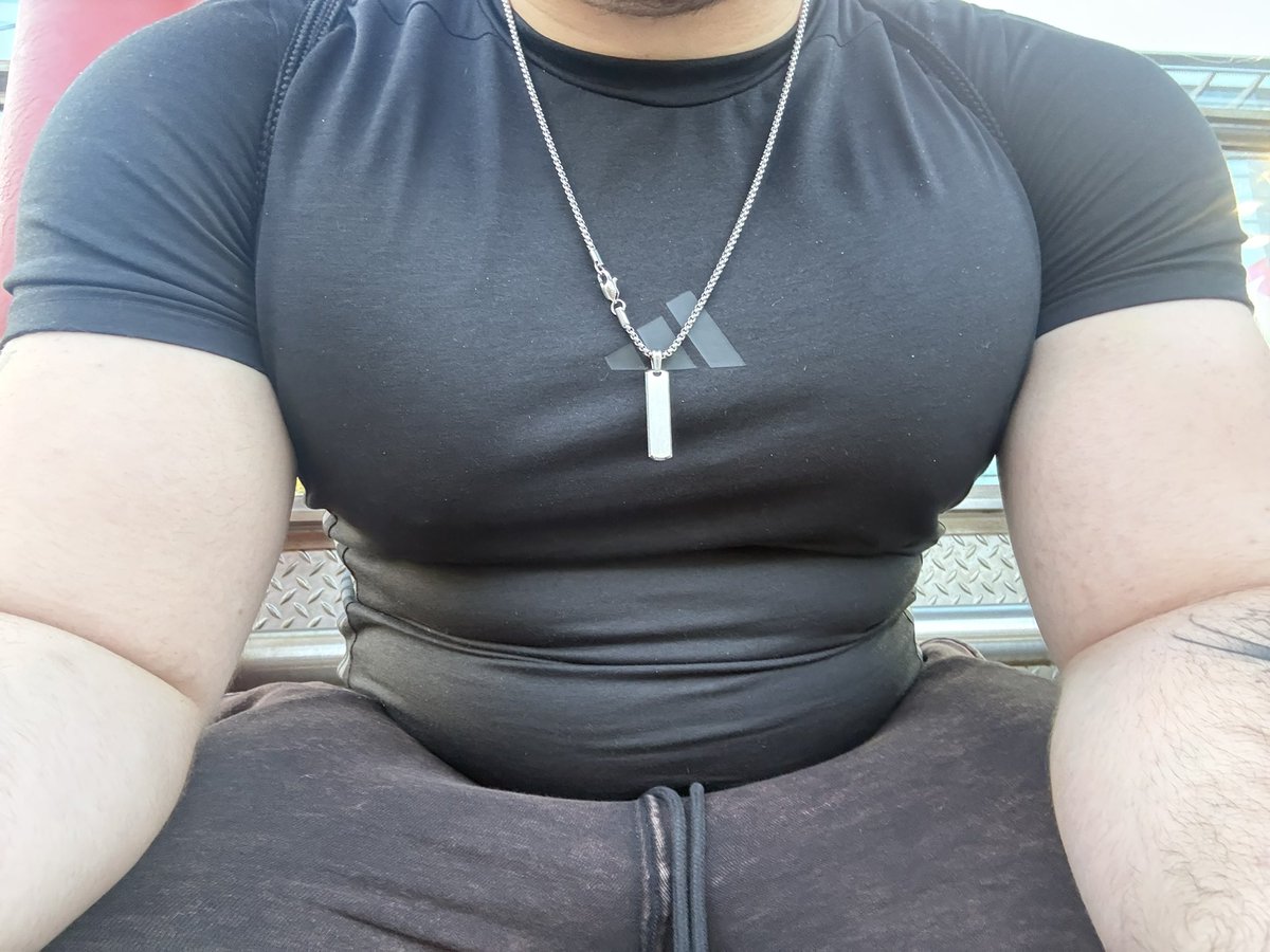 tyl0saur's tweet photo. backpack effect https://t.co/3SKekh0WtH
