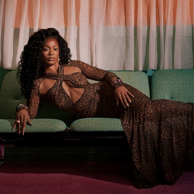 ghanaspora's tweet photo. Ari Lennox and Foggieraw bring two different sides of the DMV together on “Mobbin in DC (Remix).”

The remix appears on Vacancy: Late Checkout, the expanded edition of Lennox’s album released October 2 https://t.co/tDNQJhNlVJ