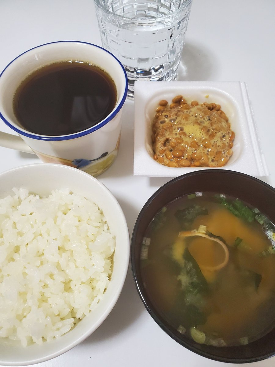 CafeLight_house's tweet photo. #ゆるっと自炊

今日の朝食。
仕事、頑張ろう。 https://t.co/k6NwJTNcdK