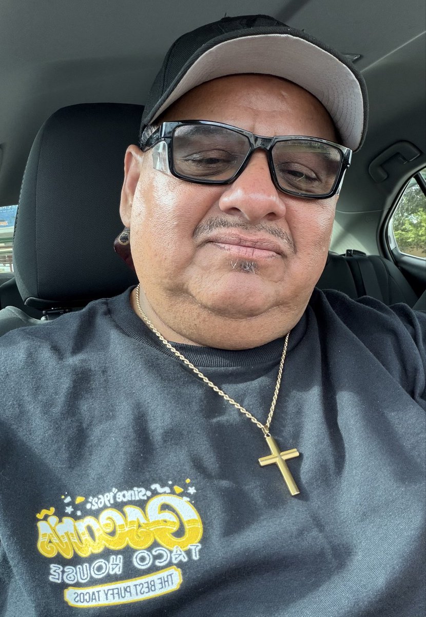 RudyRodrigtx's tweet photo. Just chilling on a Monday https://t.co/mNpbfpK2or