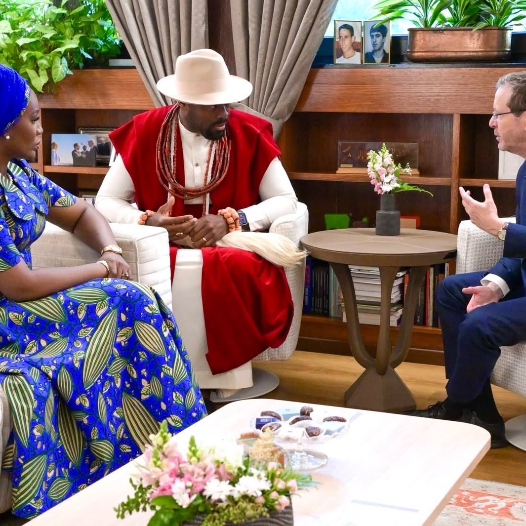 Lord_Of_Warri's tweet photo. His Majesty Ògíamẹ̀ Atúwàtse III, CFR, the Olú of Warri, and Her Majesty Olori Atuwatse III, recently visited the State of Israel to participate in Awake Jerusalem, a global Christian gathering organised by Eagles’ Wings International. https://t.co/9JeKj7cVRJ