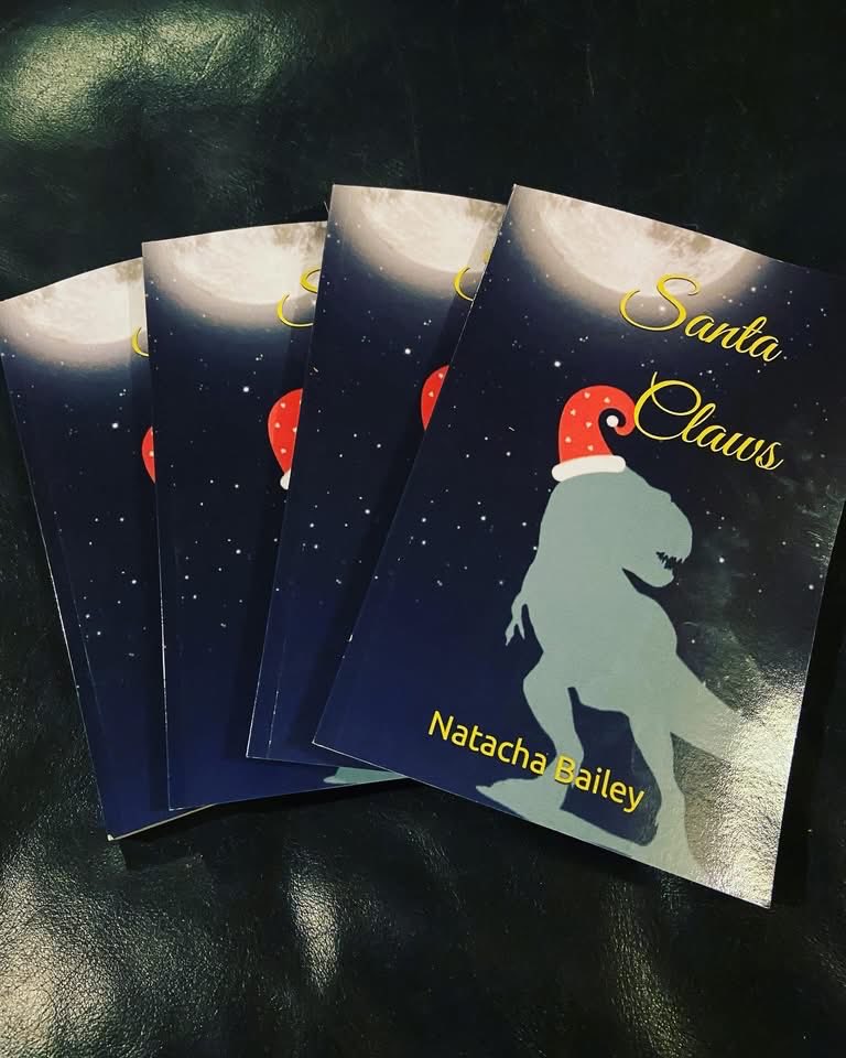 AuthorNatacha's tweet photo. @lisamariehaden It’s the perfect time of year to start getting those special gifts that bring that extra magic. 
Come and check out this Christmas themed book and sink your claws in 🦖

https://t.co/PgN8GHtDNh https://t.co/4yCe1fWrqz