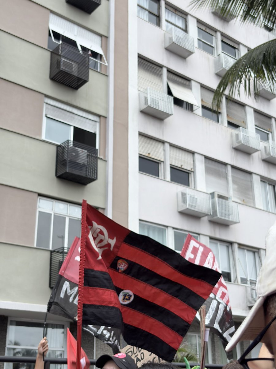 flamenrsgo's tweet photo. esse é o clube de regatas do flamengo. https://t.co/jL0e8c4HgX