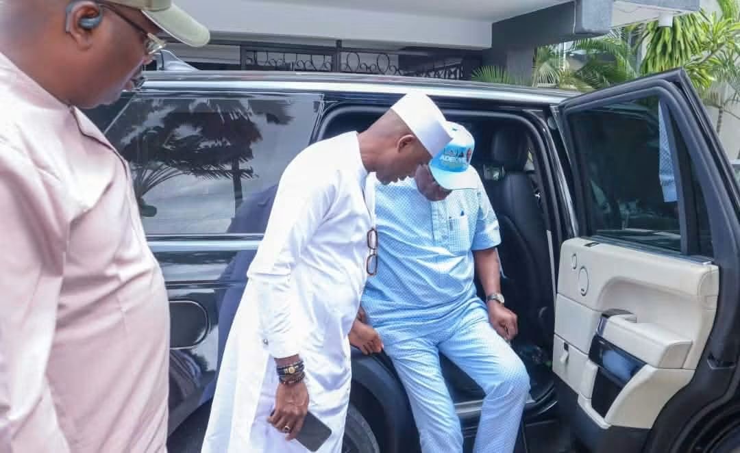 AdelajaAdeoye's tweet photo. RECAP: APM Governorship Candidate, Laja Adeoye with the South West Coordinator of the Makinde/Daura Presidential Campaign Council, Dr. Eddy Olafeso. 
#Laja4ResetLagos2027
#MakindeDaura2027
Vote #APM https://t.co/9NvDZ6OrOh