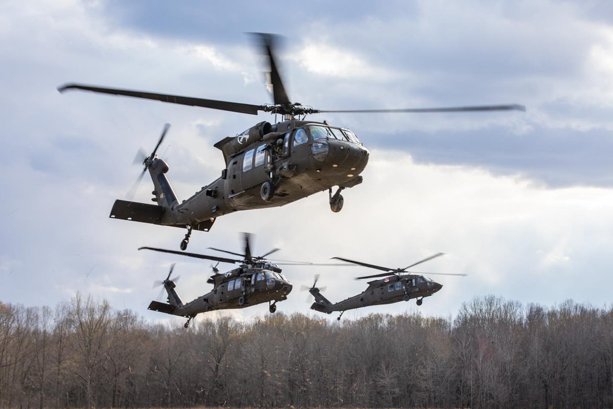 AlfKazan24's tweet photo. 🇦🇷🇺🇸🇵🇪🇨🇱| El Coronel del Ejército del Perú; José Luis Rodríguez Gonzales confirmó que Argentina será el próximo anfitrión del Ejercicio SOUTHERN VANGUARD 2027 a desarrollarse en la Patagonia Argentina. 

Por lo visto, Perú y Chile también estarán presentes en este ejercicio. https://t.co/PjADrXwTBy