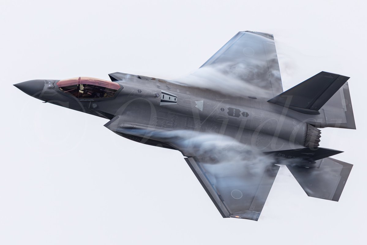 c1c2c130's tweet photo. リモートで参加してくれた三沢のF-35
立ち位置完璧で背中撮れたの嬉しい🙌
曇り空だったけど、結構解像してくれてなにより🙂‍↕️

2026.10.4 RJST(松島基地)
3WG 302SQ / F-35A 29-8730
#松島基地航空祭2026 https://t.co/RB7jxK6Rny