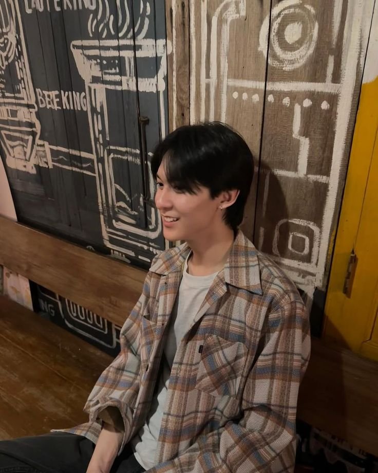 _coffis_'s tweet photo. #ryujinpatji au | No one has to know

Onde Patji sendo o mais novo é sempre tratado como o intocável do grupo de amigos, até que em uma festa acaba sozinho em um canto

Ou

Onde Ryujin, que havia acabado de superar seu amigo, encontra Patji no canto de uma festa, ambos só não + https://t.co/HY1beRcVUl