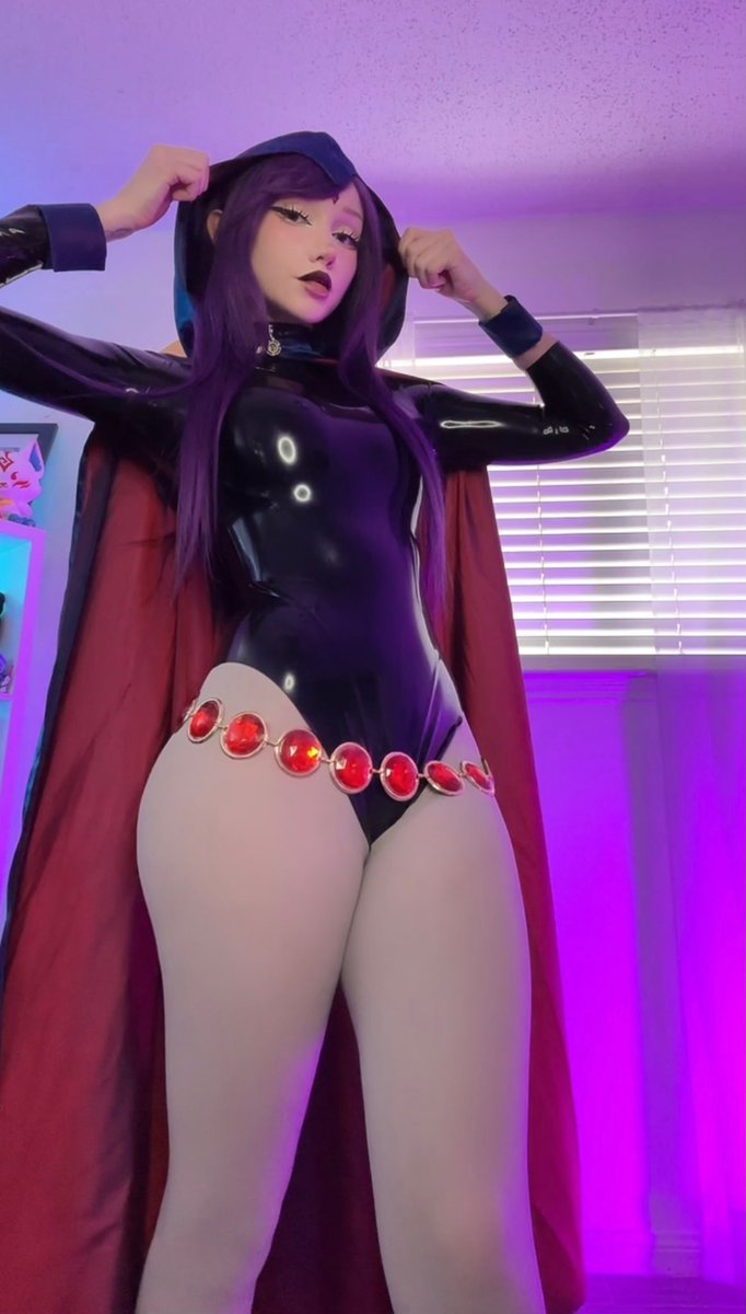 ThatFoxxGirl3's tweet photo. Raven <3 https://t.co/XvyYUx7mWH