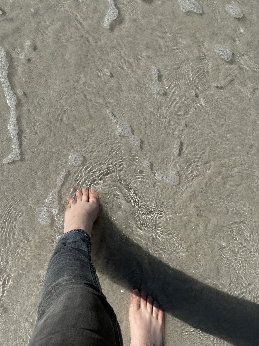 Willow___g3's tweet photo. Feet pics/vids, dirty socks, underwear.. all for sale 😜 

#feetfetıshly #onlyfansfit #naughty #kinky #arched #onlyfansfit #footjob #feetworshi̇p #onlyfans #ass #bdsmِ #usa #cumslut https://t.co/VbvZNeYorS