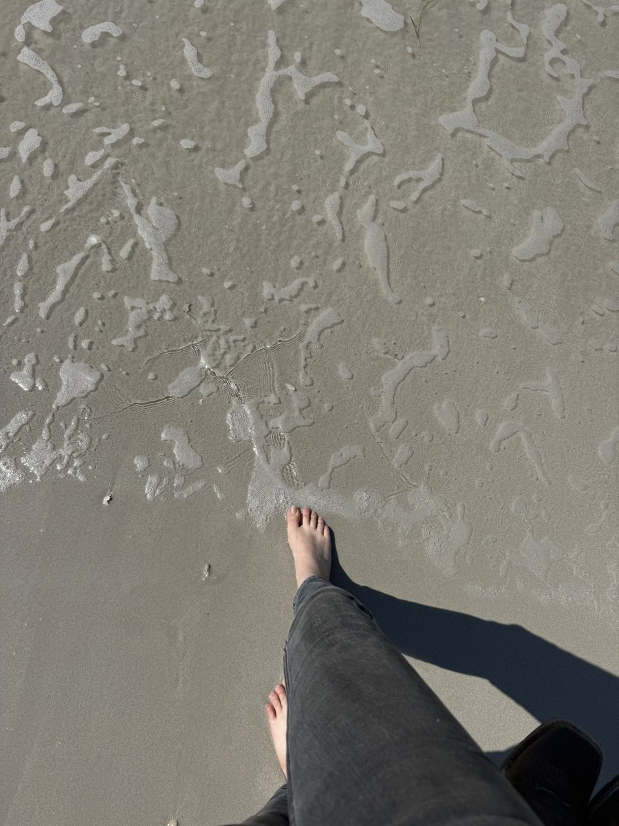 Willow___g3's tweet photo. Feet pics/vids, dirty socks, underwear.. all for sale 😜 

#feetfetıshly #onlyfansfit #naughty #kinky #arched #onlyfansfit #footjob #feetworshi̇p #onlyfans #ass #bdsmِ #usa #cumslut https://t.co/VbvZNeYorS