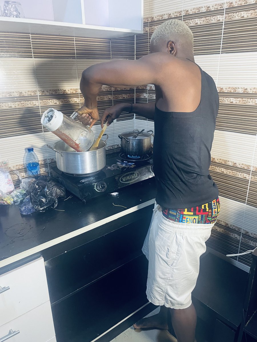 waggydey4you's tweet photo. In case you didn’t know, I’m a private chef! 👨🏽‍🍳❤️

Book me for your catering services. Let me serve you deliciousness! 🍽️❤️ https://t.co/BXVQSNHNfH