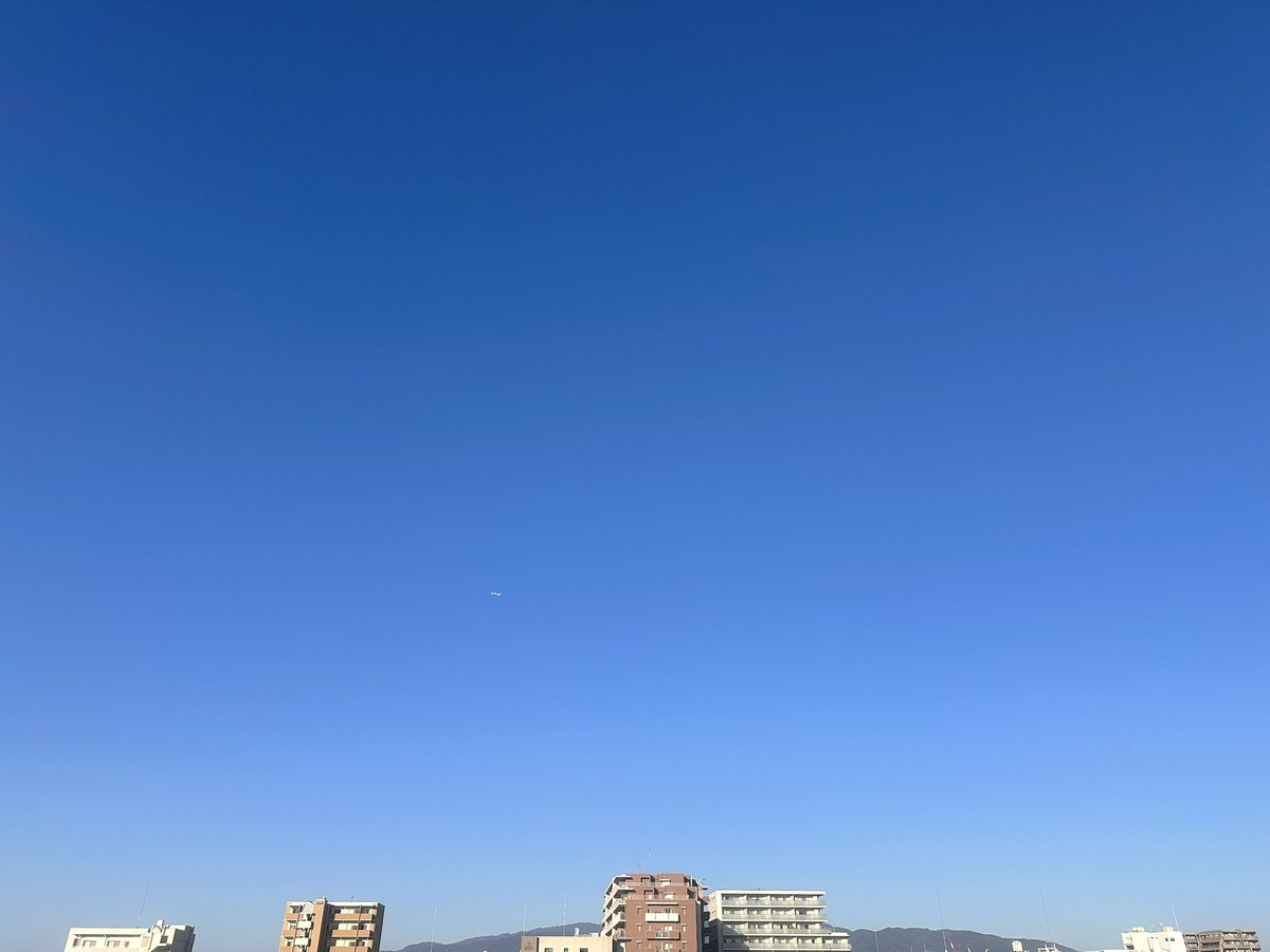 hiro_mi_0613's tweet photo. おはようございます😃☀️｡°

#イマソラ https://t.co/m75JSbsrTu
