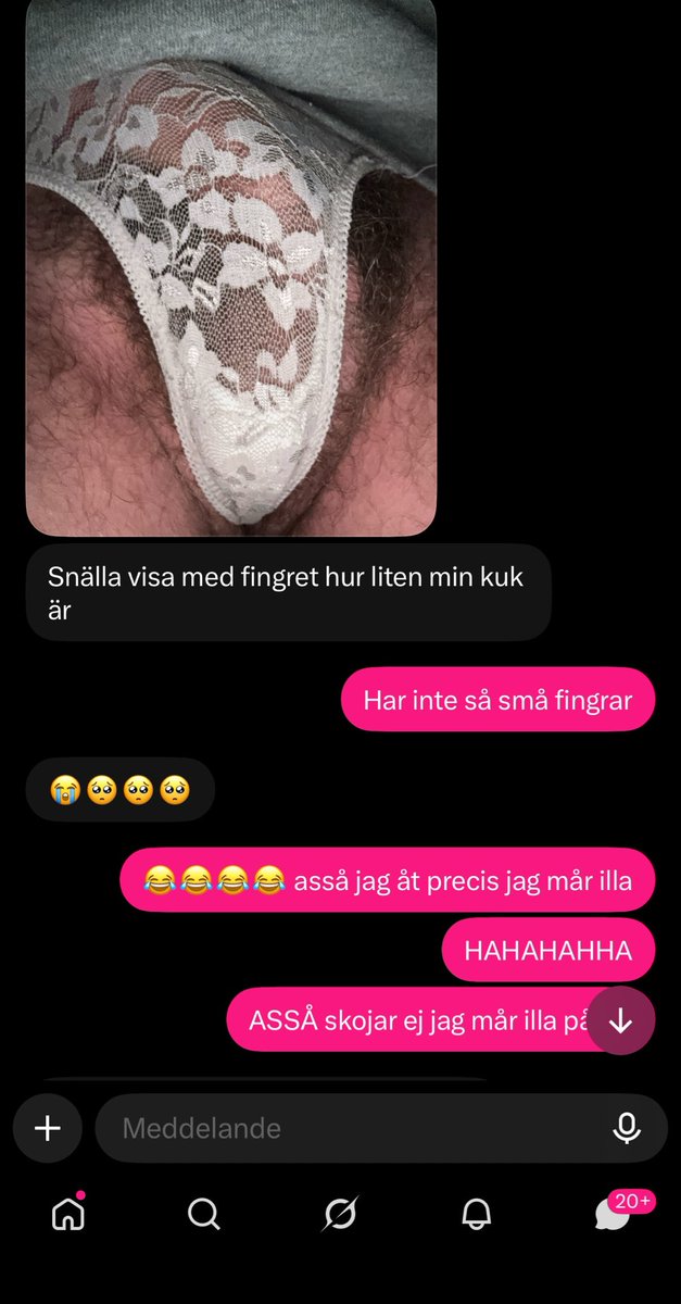 gudinnans's tweet photo. Denna äckliga sissybitchen är formad som ett helt finger 🤣🤣🤣🤣 samtidigt som han längtar efter svart KUK https://t.co/swaZmyK53I
