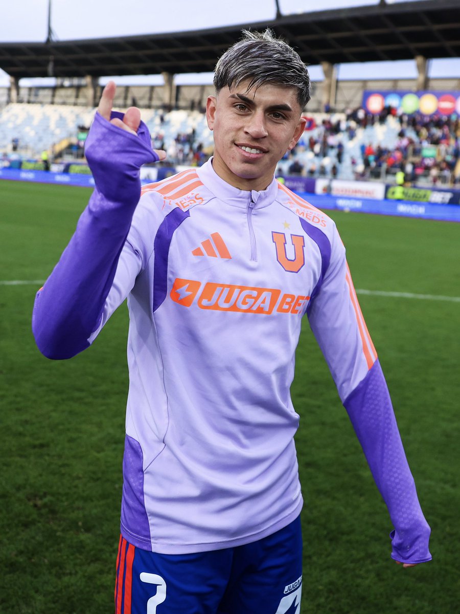 udechile's tweet photo. El que juega su partido 1️⃣0️⃣0️⃣ y hace dos goles, celebra como quiere 😎 https://t.co/tXVtNOP4uy