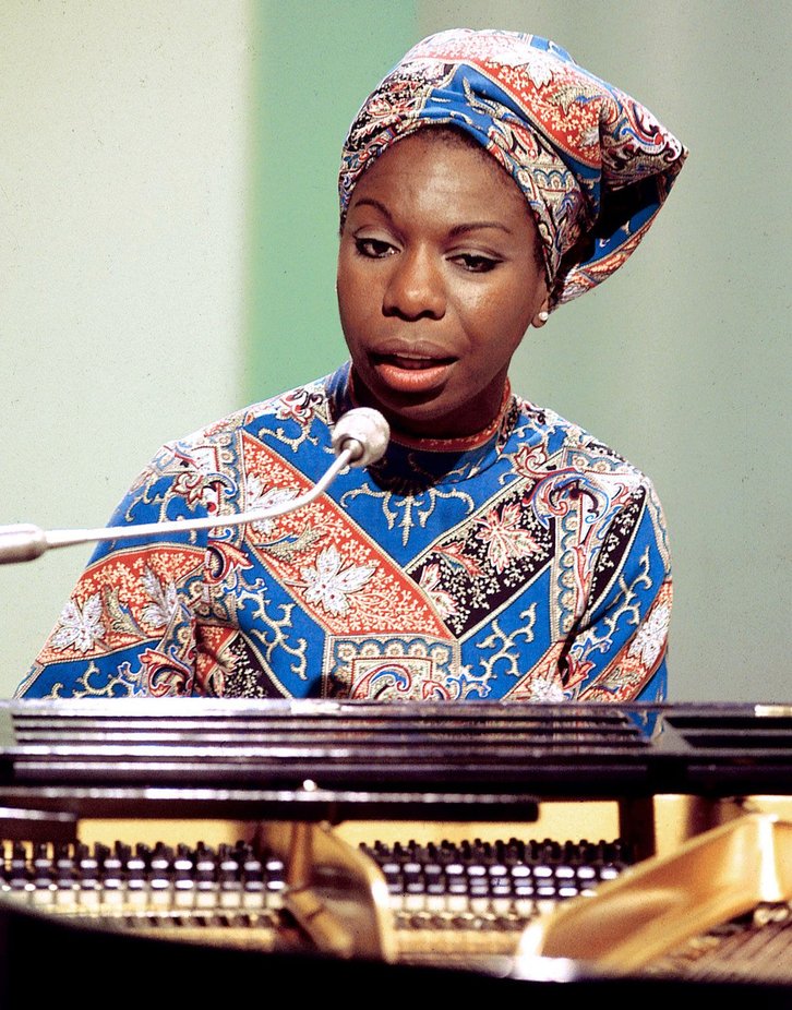 covertitlan's tweet photo. Esta semana escucharemos distintas versiones de temas donde aparecen el rojo, el azul, el negro, el dorado y muchos otros tonos: de Mel Tormé y Nina Simone a The Stranglers, Nick Cave y Van Morrison, un recorrido musical lleno de colores.
🕗 Martes, 8:00 pm por @HorizonteJazz https://t.co/ItSDKt2wUX