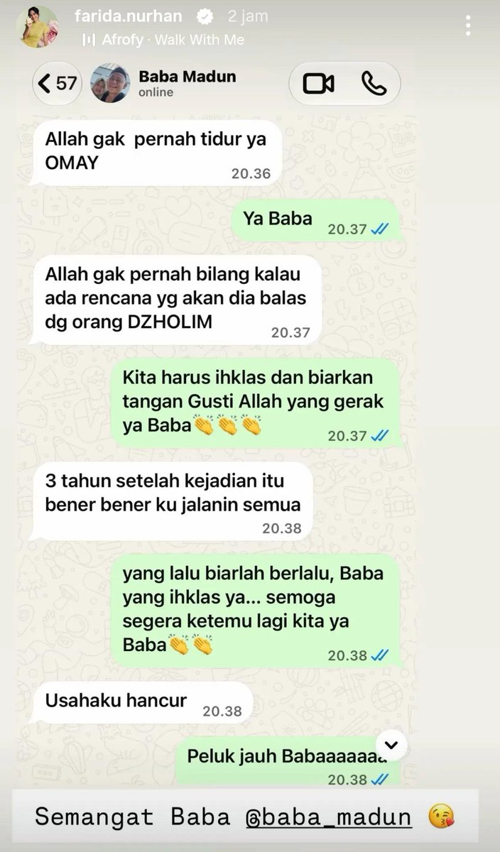 baikbaikboy's tweet photo. Farida Nurhan spill chatnya dengan bang Madun ditengah masalah Aa Juju yang kena hujat netizen usai nge DM Awkarin.

Ternyata bang Madun, pemilik Nyak Kopsah masih nyimpen sakit sedalam itu karena usahanya tutup gara2 aa juju. 

Apakah ini karma?? https://t.co/ujMM7SLMQg