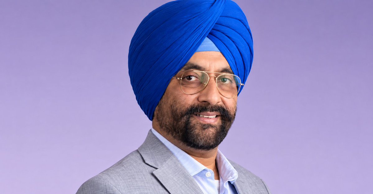 GLReview's tweet photo. Saksoft appoints Gurmeet Chahal as CEO to lead global expansion and AI-led transformation.

The move highlights the company's focus on AI, digital innovation, and global growth.

Follow @GlobalLeadershipReview for more leadership news.

#Saksoft #Leadership #AI #CEO #virałpost https://t.co/RrYA1FGQsJ