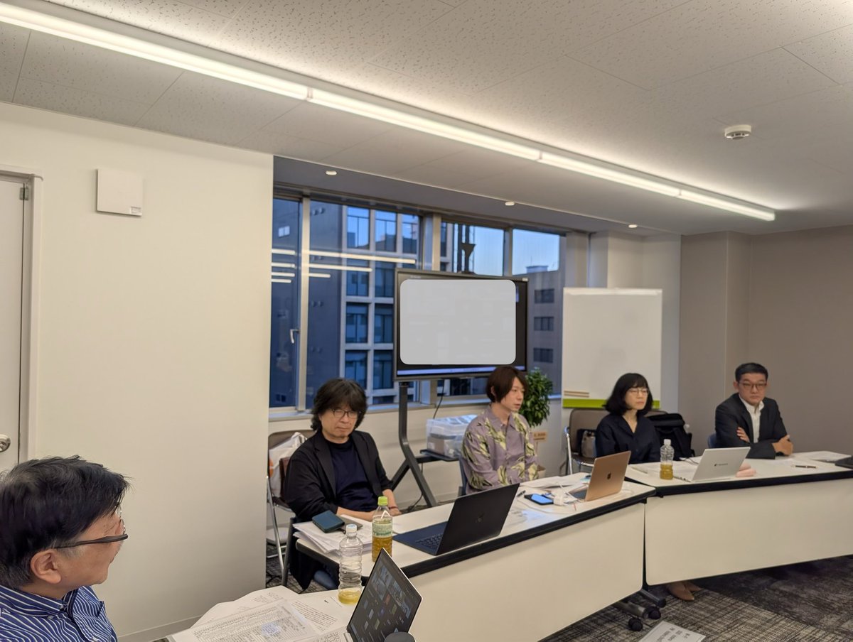 kodera_fps's tweet photo. 【無事に終了いたしました❕】

昨日、学際的ワークショップ「ジョイス、ベケット、精神分析」を開催いたしました。
ご参加いただき、ありがとうございます。

セミナーの様子をお届けします📷 https://t.co/FhJzjijkDH