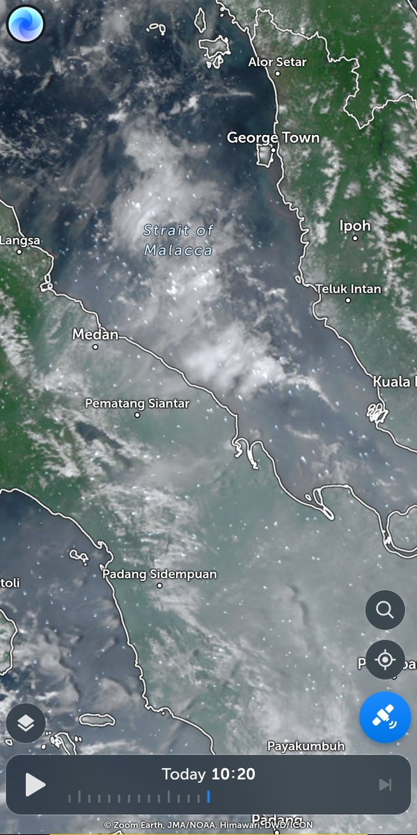 oomakbar tweet picture