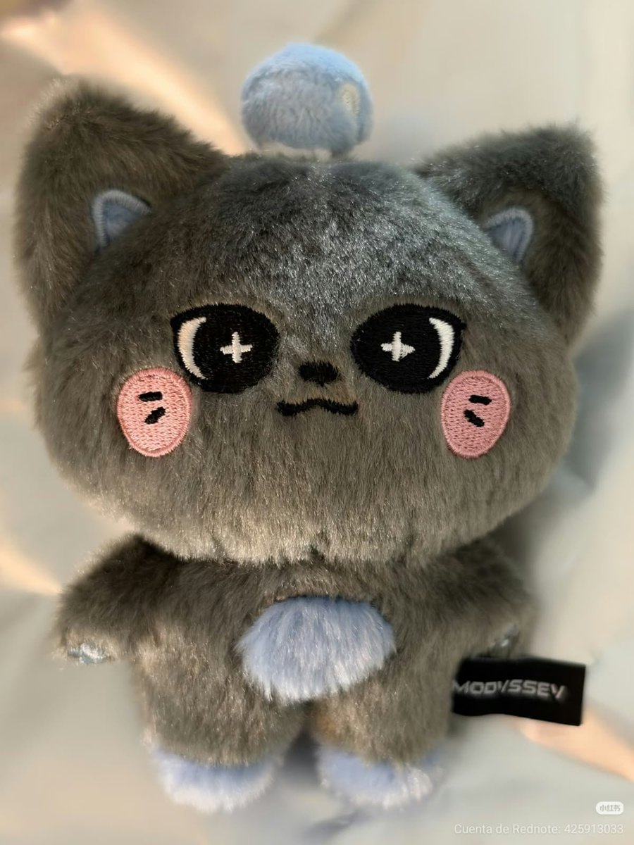 kkirbyeon's tweet photo. alguien me explica por qué meoguya tiene más calidad que los otros que tranquilamente pueden ser calidad temu shein o fanmade... https://t.co/U0L1zcVdw6