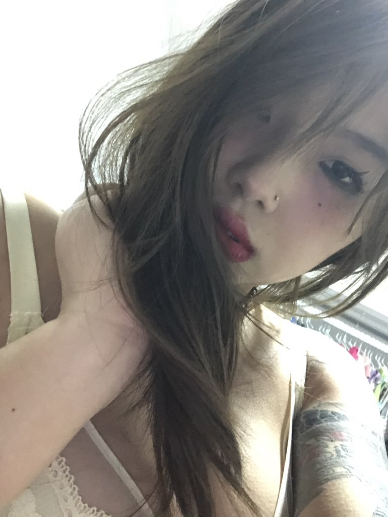 Letstango29's tweet photo. 娇滴滴喵喵喵几声 想当你的小猫咪呀 @Letstango29 https://t.co/QIbSpWl05K