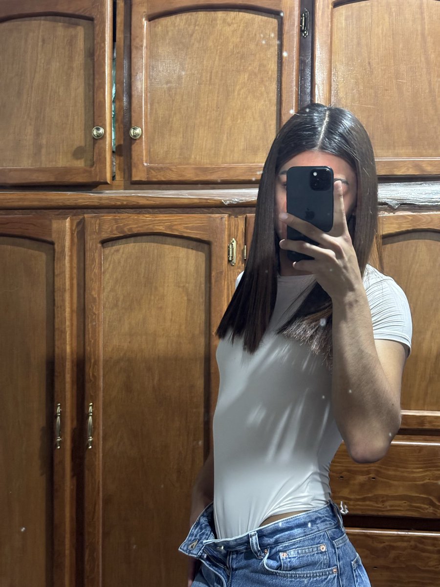 Angie8413974394's tweet photo. Noches 🤭 https://t.co/VVOa2JzxwA