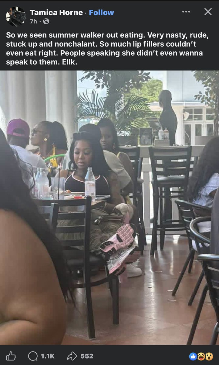 NiqoNguyenn's tweet photo. They on Facebook gathering Ms. Summer Walker 😫 https://t.co/5tjqbxGVrw