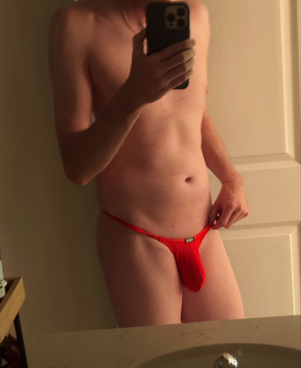 hornymormon29's tweet photo. Should I start wearing these more? I find them a bit uncomfortable but so sexy… #thong #bulge #underwear https://t.co/6cu7ewyCCd